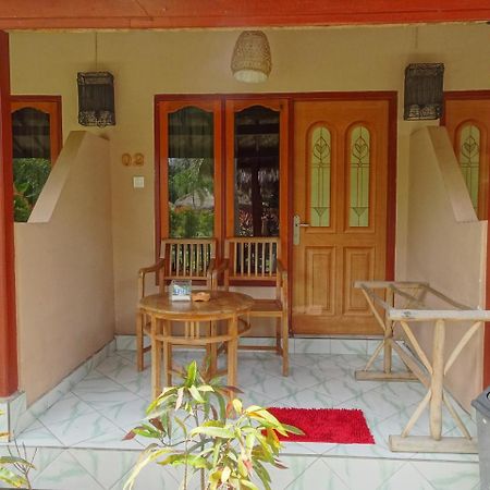 Aldi'S Homestay Kuta  Exterior photo