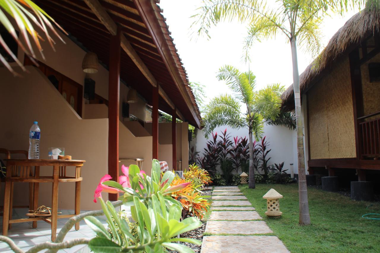 Aldi'S Homestay Kuta  Exterior photo